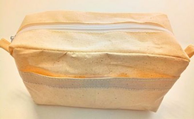 TROUSSE DE TOILETTE EN COTON BIO